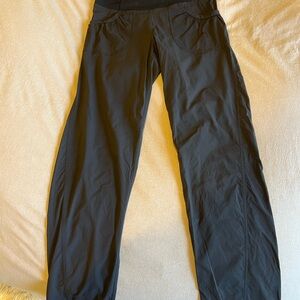 ☯️🧘🏻‍♀️🕉️ Prana Black Relaxed Fit Hybrid Yoga-Hiking Pants ☯️🧘🏻‍♀️🕉️